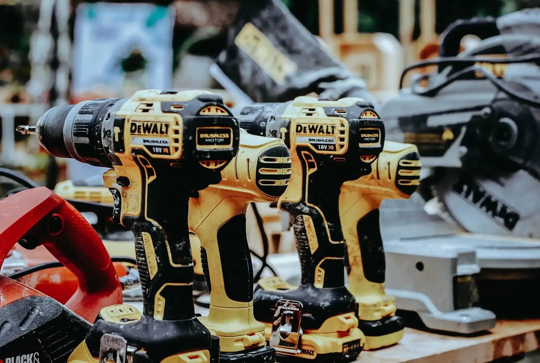 Acheter son outillage professionnel d'occasion : Le Bon Coin ou un revendeur pro ? - BAKZOKA