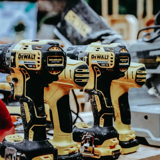 Acheter son outillage professionnel d'occasion : Le Bon Coin ou un revendeur pro ? - BAKZOKA