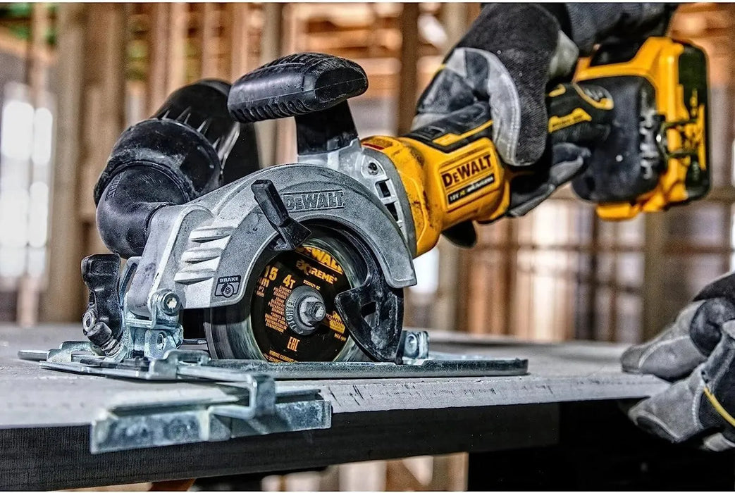 Scie circulaire compact DEWALT DCS571N XR Ø115mm - Déstockage - BAKZOKA